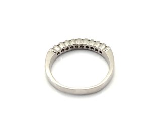E1806327-0    Anillo Oro 18k Con Diamante
