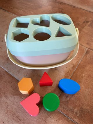 Cubo de formas para bebés