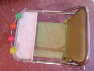 Trona vintage con bandeja