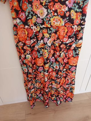 Vestido midi floral Pull&Bear