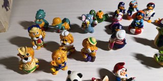 Lotto Sorpresa Kinder e misti personaggi