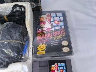 Nintendo NES Control Deck con Super Mario Bros.