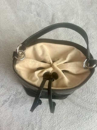 Bolso de Zara negro con forro