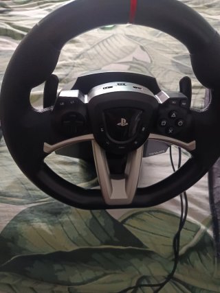 Volante Hori con Pedales
