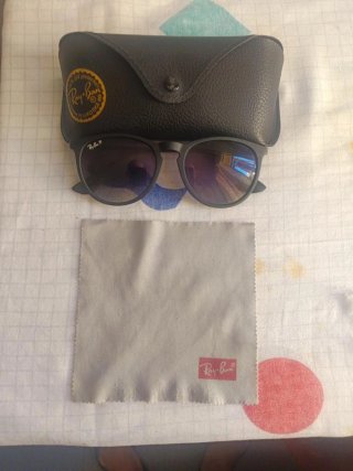 Gafas Ray-Ban Erika RB4171 Polarizadas + Funda
