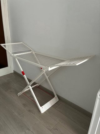 Tendedero plegable con alas metálico