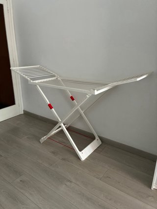 Tendedero plegable con alas metálico