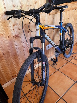 Bicicleta Conor Pro Azul y Naranja Urge venderla