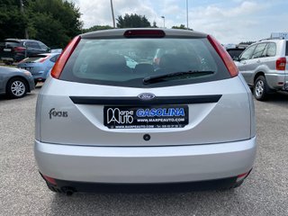 Ford Focus 2000