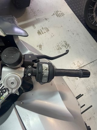 BMW R1200S para restaurar