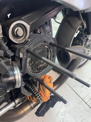 BMW R1200S para restaurar