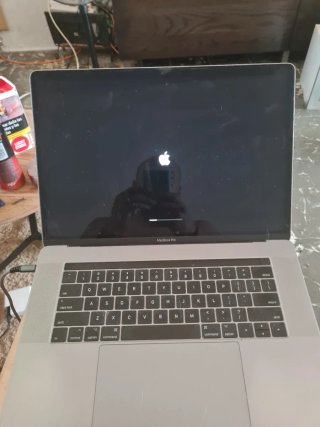 MacBook Pro Apple touchbar tactil