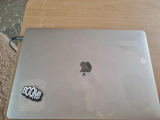 MacBook Pro Apple touchbar tactil