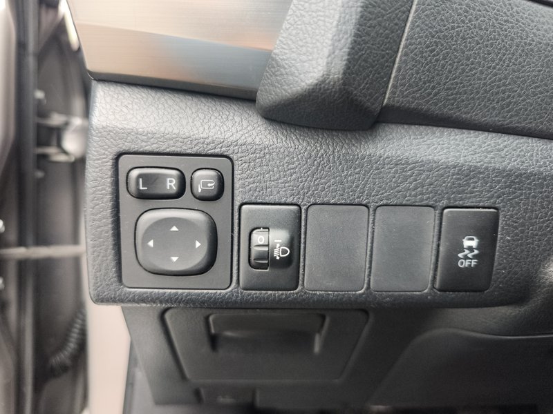 Toyota Auris 2014, foto 14