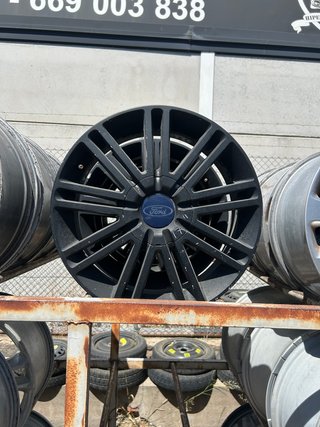 Llantas Ford (4 Unidades)