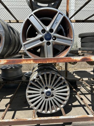 Llantas Ford (4 Unidades)