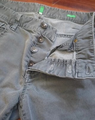 Pantaloni grigi uomo