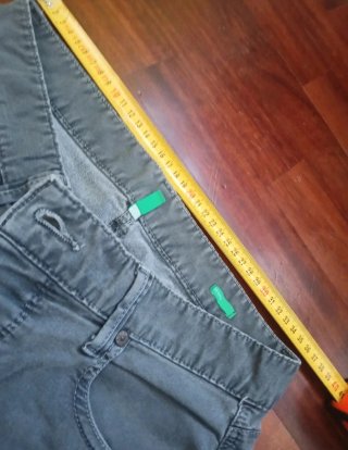 Pantaloni grigi uomo