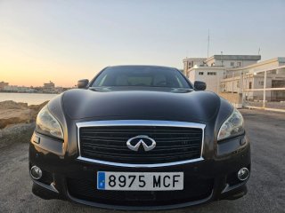 Infiniti M30 2012