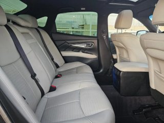 Infiniti M30 2012