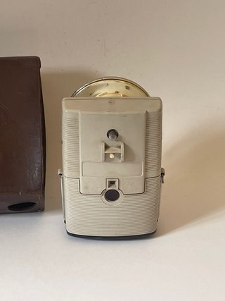 Cámara Kodak Brownie Starflash gold con funda