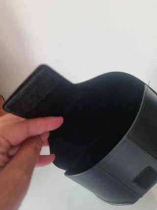 Funda para gafas de sol negra.Police.