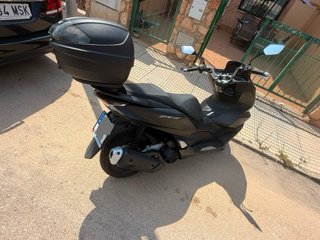 Honda PCX Negra
