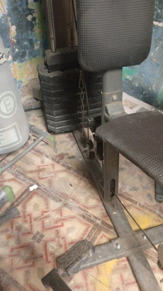 Maquina variadas de gimnasio