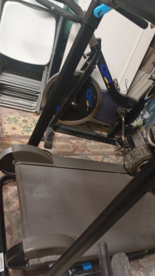 Maquina variadas de gimnasio