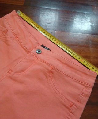 Pantaloni rosa