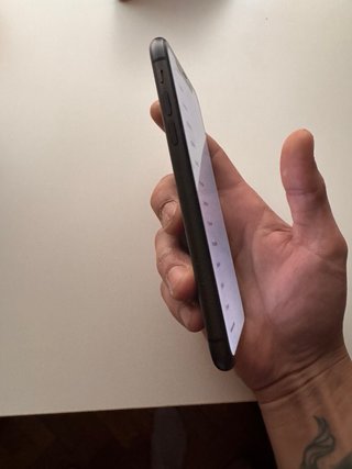 iPhone 11 64GB