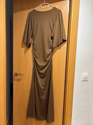 Vestido marrón largo