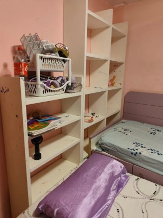 Cama juvenil con cajones y estanterías y escritori