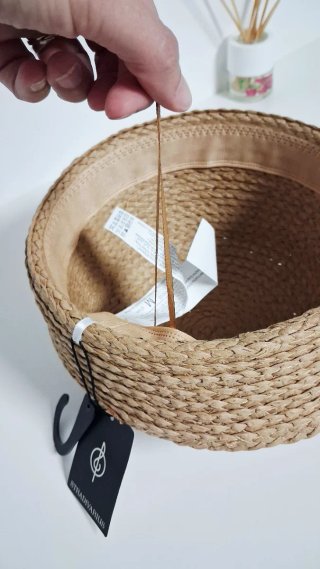 Gorro casquete rafia Stradivarius