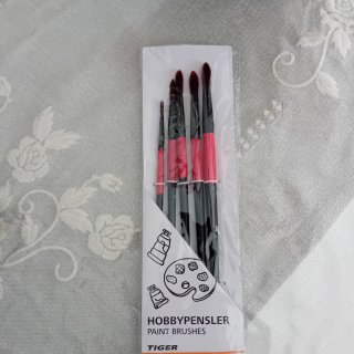 Set Pennelli Pittura Rossi