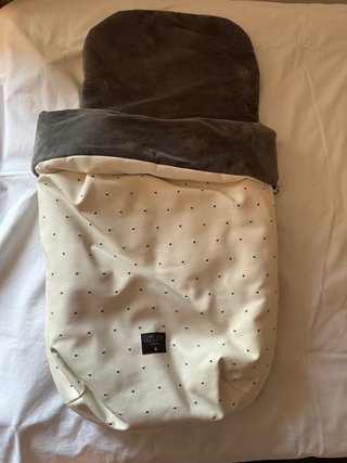 Lote sacos capazo y silla Uzturre con manoplas