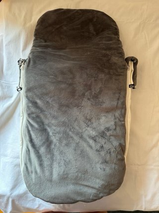 Lote sacos capazo y silla Uzturre con manoplas