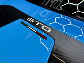Lamborghini HURACAN STO LP 640-2 640cv