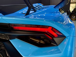 Lamborghini HURACAN STO LP 640-2 640cv