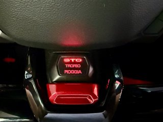 Lamborghini HURACAN STO LP 640-2 640cv