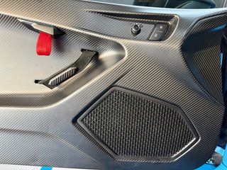 Lamborghini HURACAN STO LP 640-2 640cv