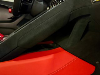 Lamborghini HURACAN STO LP 640-2 640cv