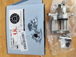 Pinza de freno HELLA PAGID 8AN 355 784-711