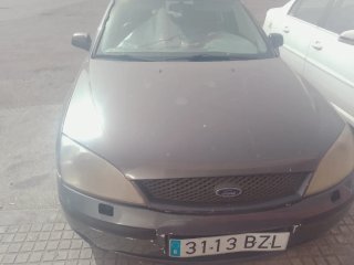 Ford Mondeo MK3 para despiece motor funcionando.