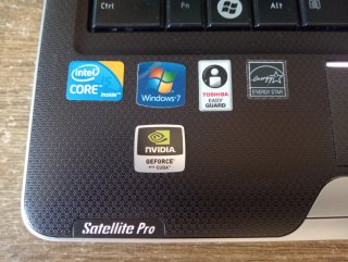 Portátil Toshiba Satellite Pro U500-1E6 Negro
