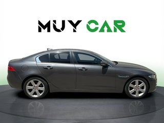 Jaguar XE 2.0 Diesel XE-Pure RWD 132 kW (180 CV)