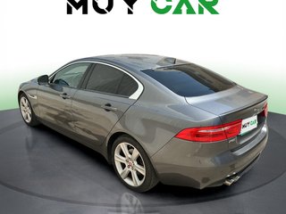 Jaguar XE 2.0 Diesel XE-Pure RWD 132 kW (180 CV)
