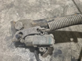 Pata lateral con trozo chasis Yamaha TZR 50 (2004)