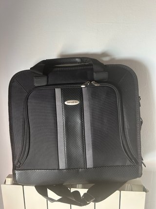 Maletín Samsonite Negro y Gris
