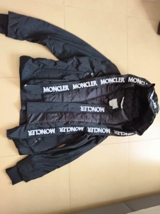 Chaqueta Moncler Negra
